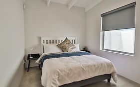 At51 Paternoster